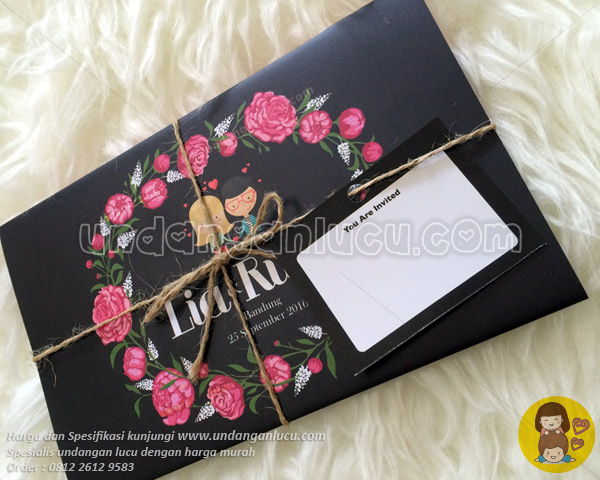 UNDANGAN SOFTCOVER MENGGUNAKAN AMPLOP / TALI