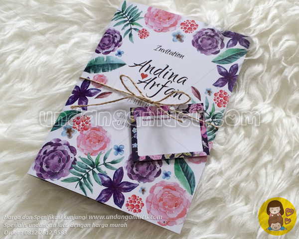 UNDANGAN SOFTCOVER MENGGUNAKAN AMPLOP / TALI