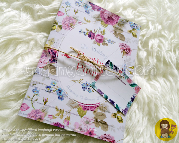 UNDANGAN SOFTCOVER MENGGUNAKAN AMPLOP / TALI